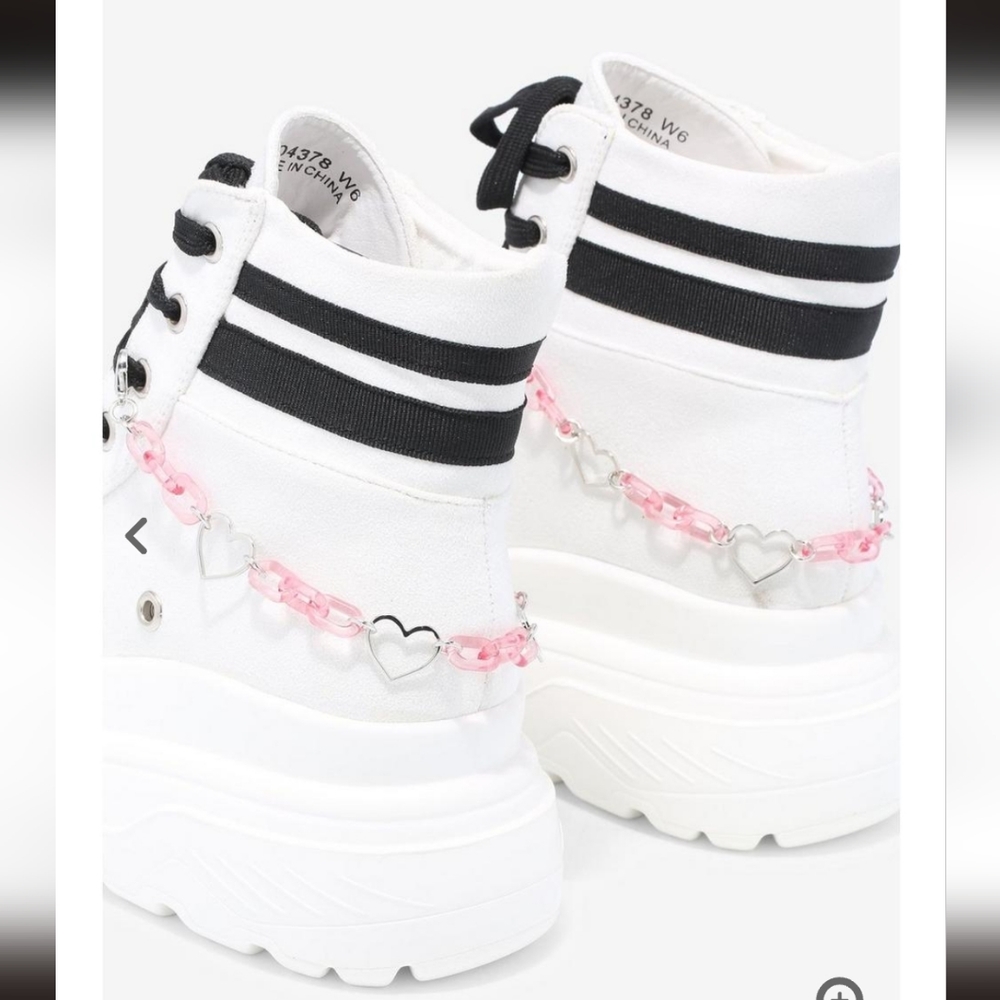 Pink Heart Chain Shoe Chain Set Hot Topic - Picture 2 of 3